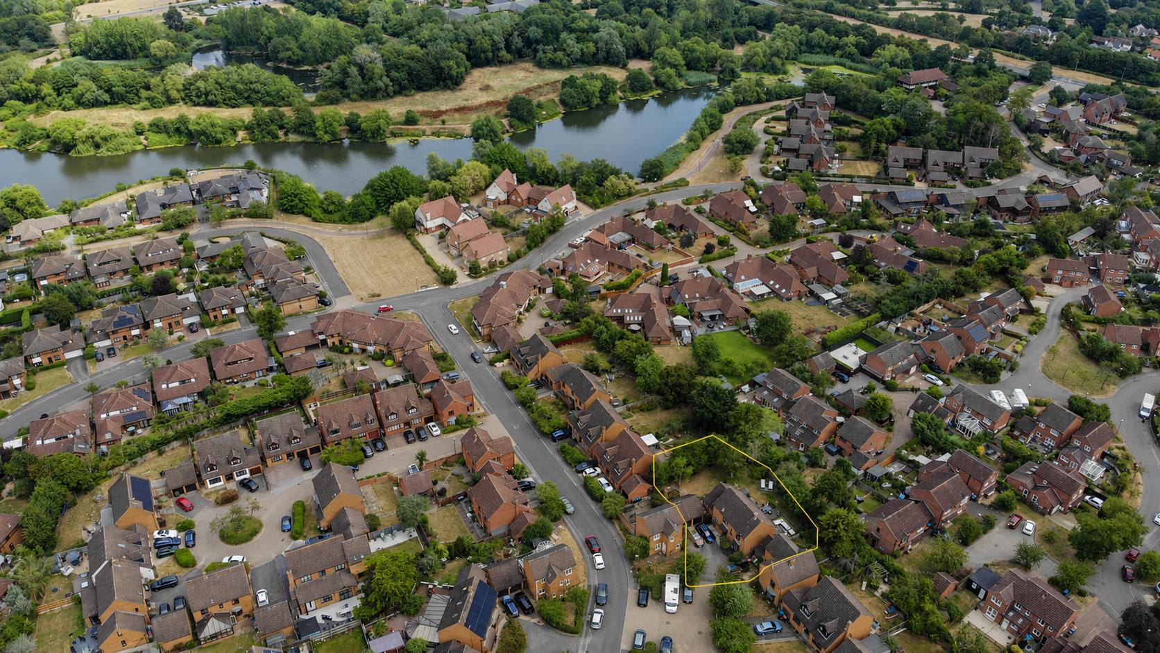 Chatsworth, Great Holm, Milton Keynes